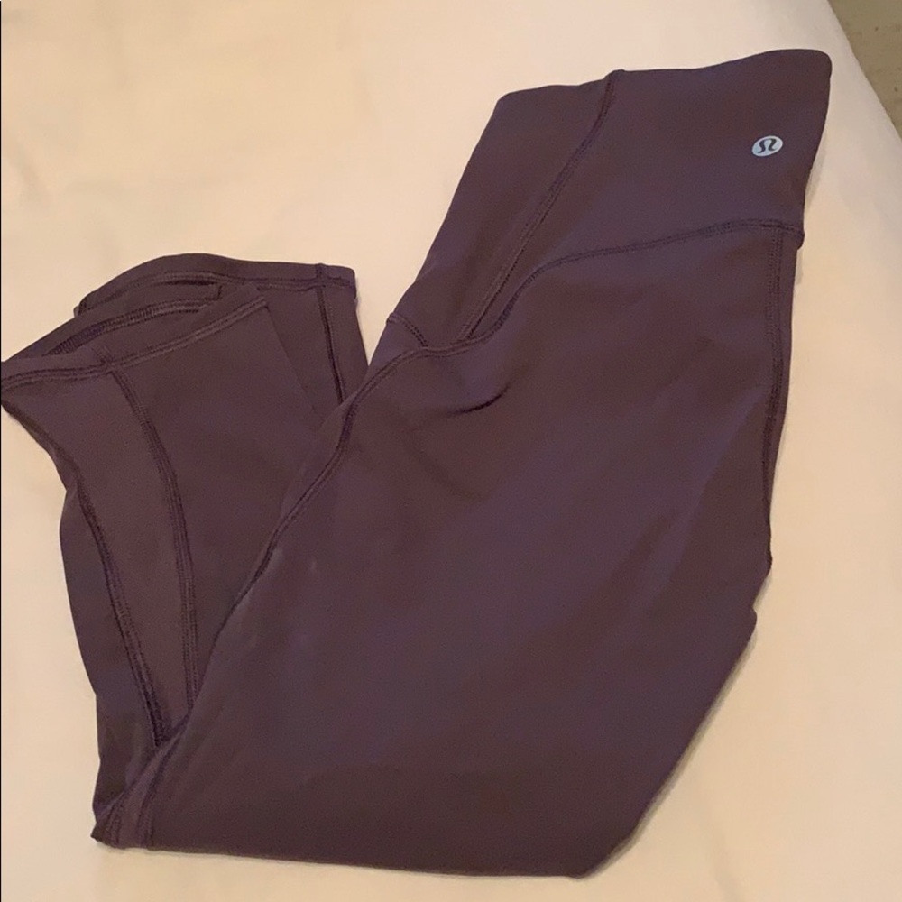 Lululemon crop leggings